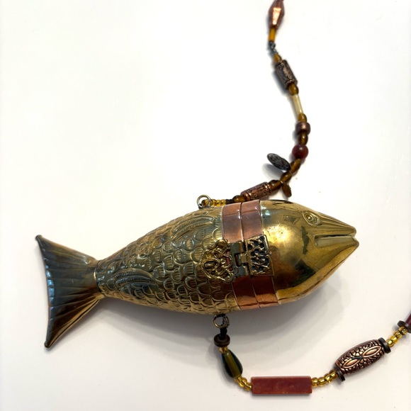 Vintage Handbags - Vintage brass and copper fish purse with beaded strap